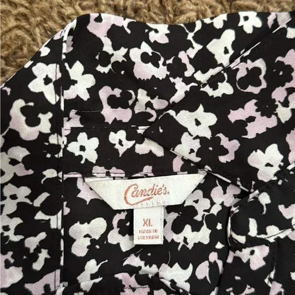 Candie's Olive Green Floral Knit Top with Pink Accents - Picture 3 of 3